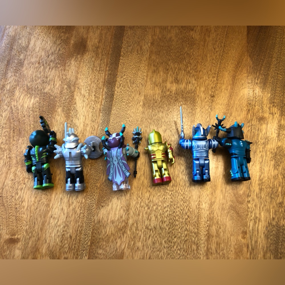Roblox Action Figure Champions of Roblox-no code.